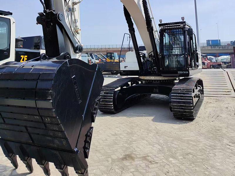 zenvan excavadora ZE380CLC-9
