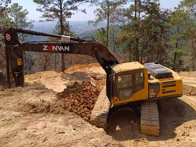 zenvan excavadora ZE230CLC-9