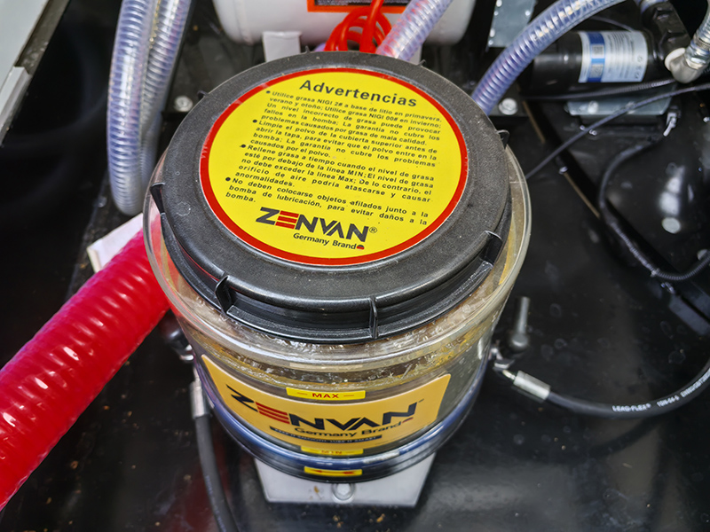 zenvan excavadora ZE400CLC-9